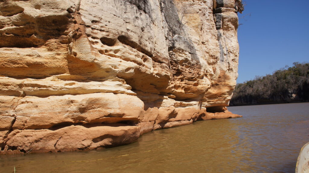 Flussfahrt am Bemaraha